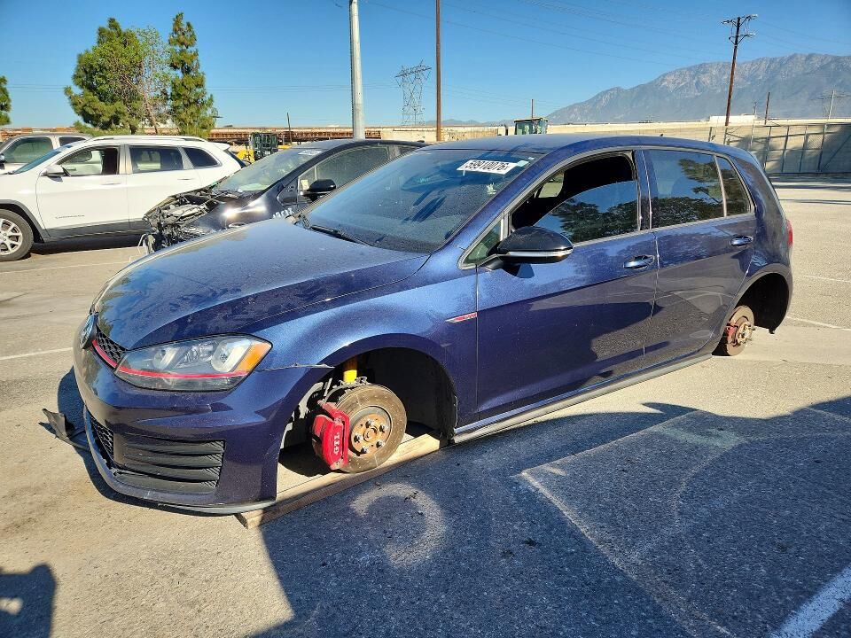 2017 VOLKSWAGEN Golf GTI