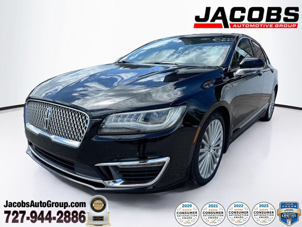 2017 LINCOLN MKZ