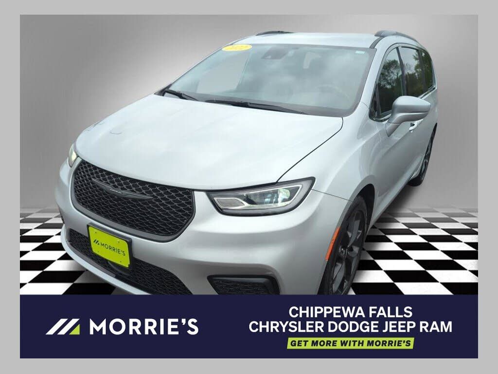 2022 CHRYSLER Pacifica