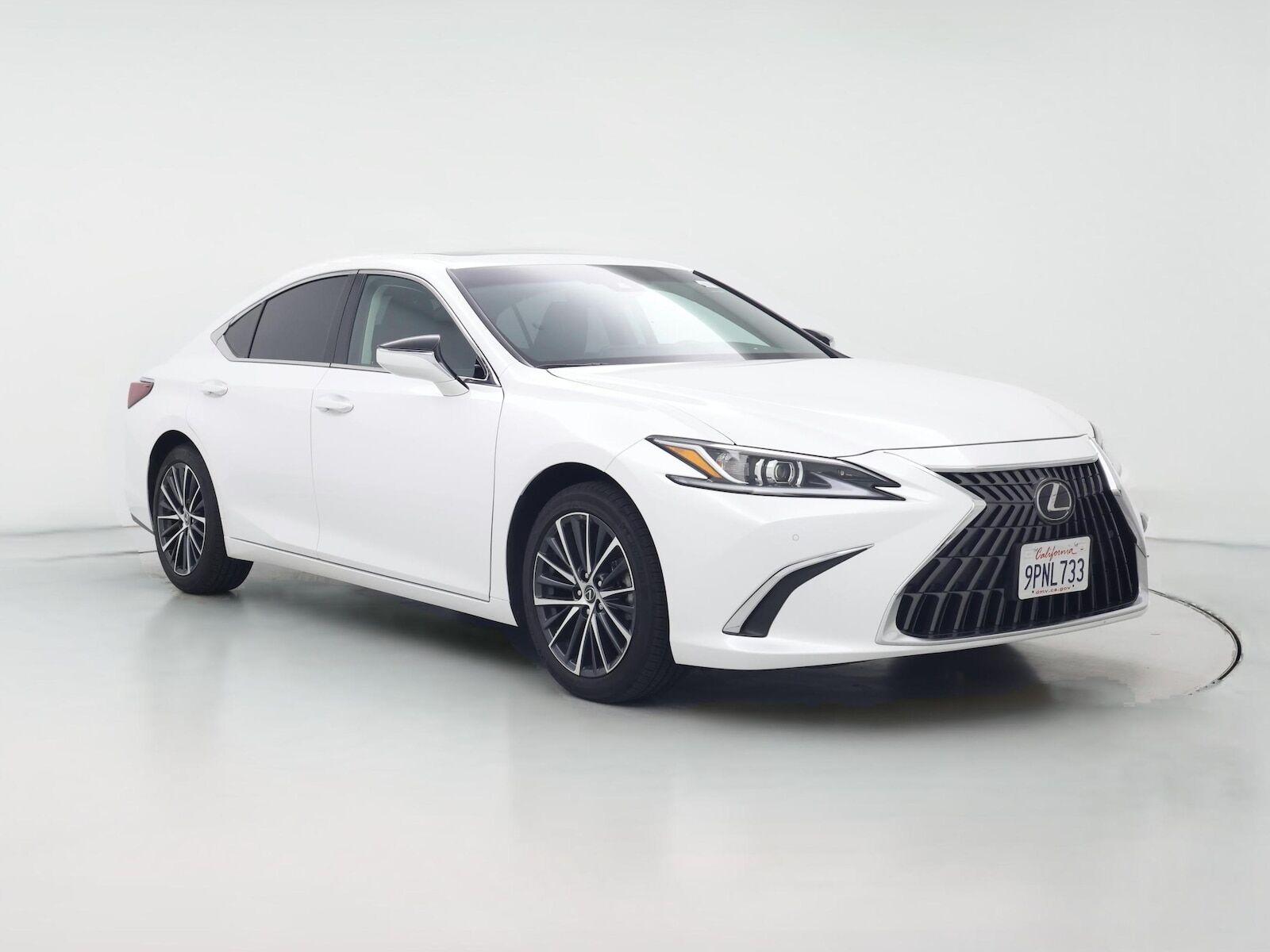 2025 LEXUS ES
