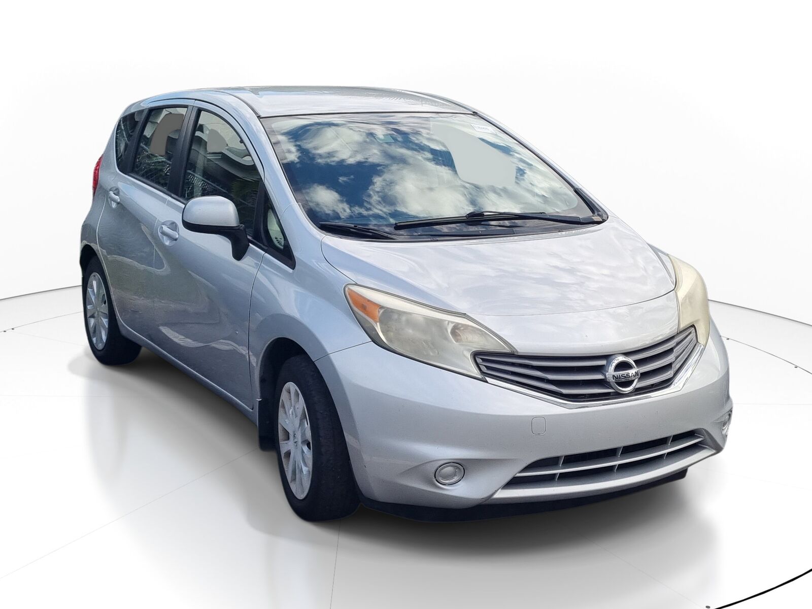 2014 NISSAN Versa