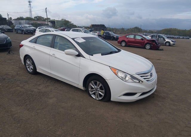 2011 HYUNDAI Sonata