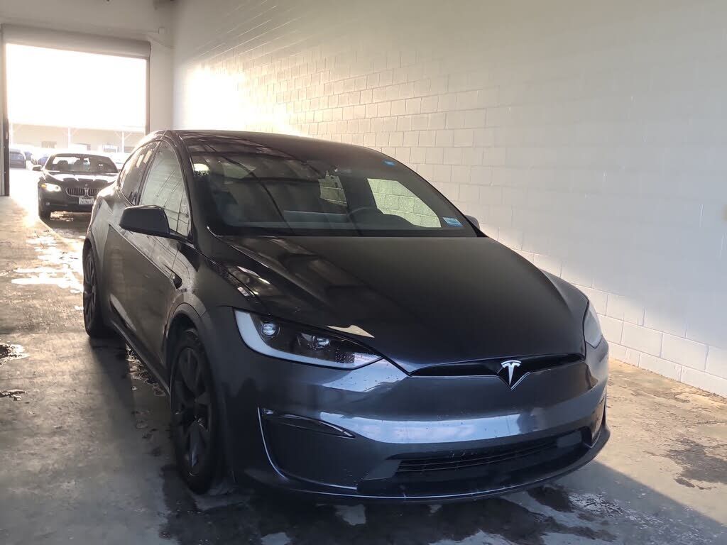 2023 TESLA Model X