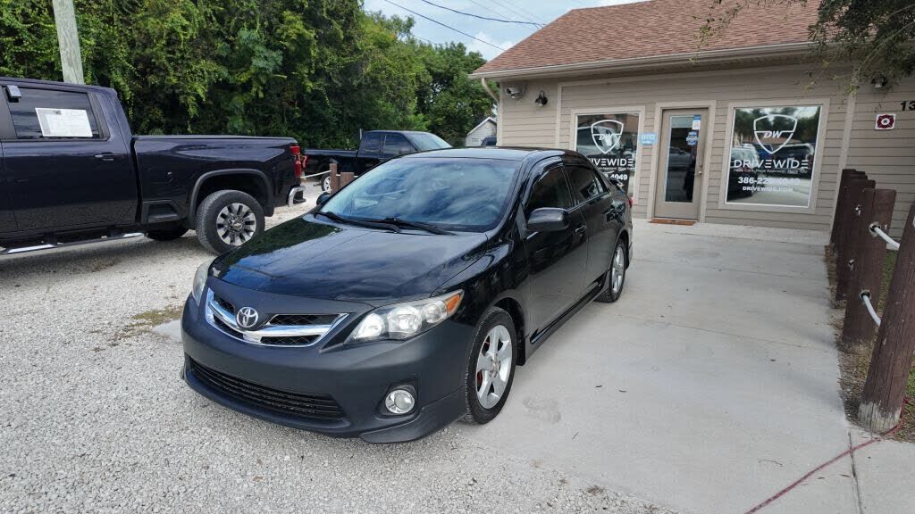 2013 TOYOTA Corolla