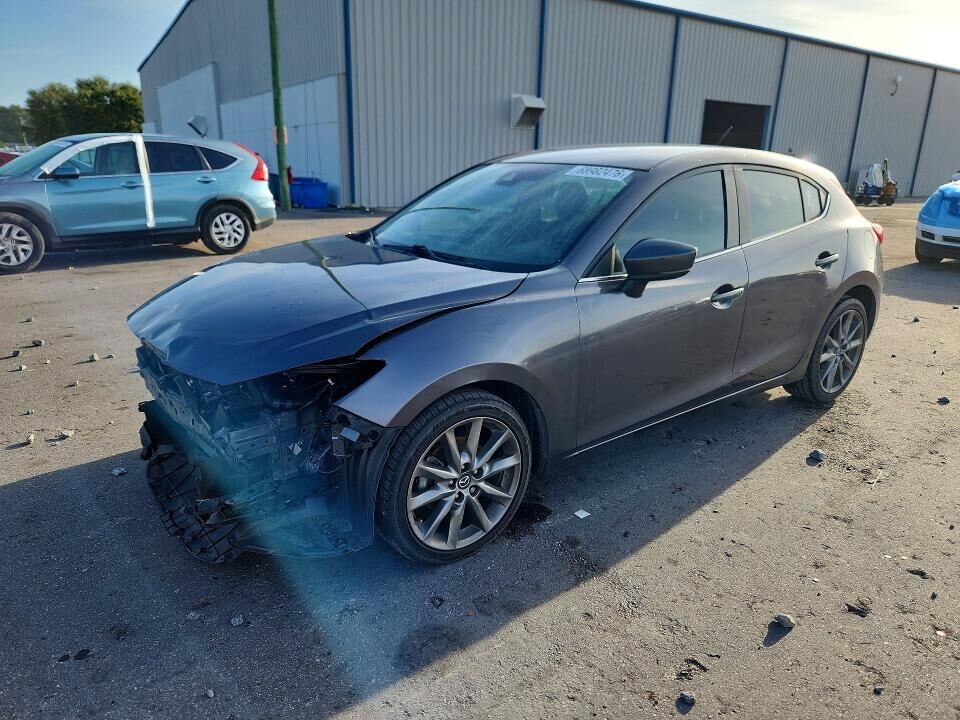 2018 MAZDA Mazda3