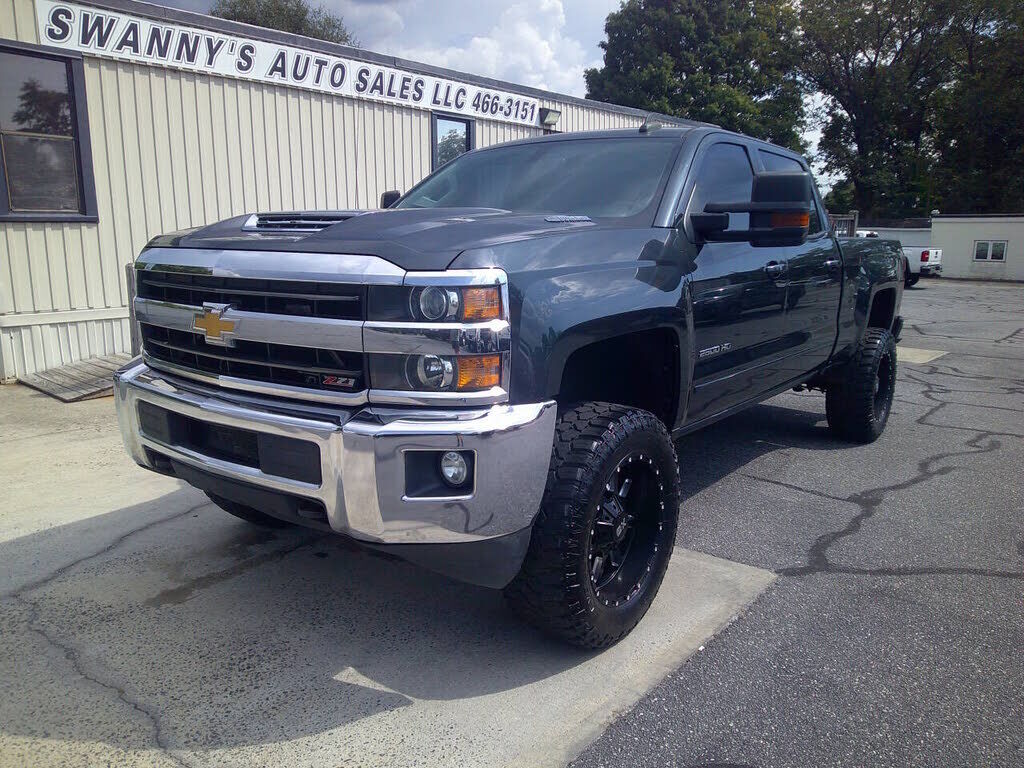 2018 CHEVROLET Silverado