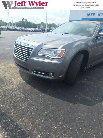 2011 CHRYSLER 300C