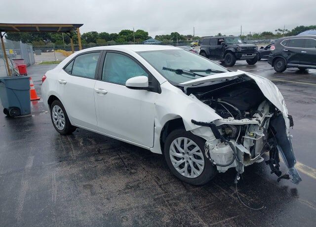 2019 TOYOTA Corolla