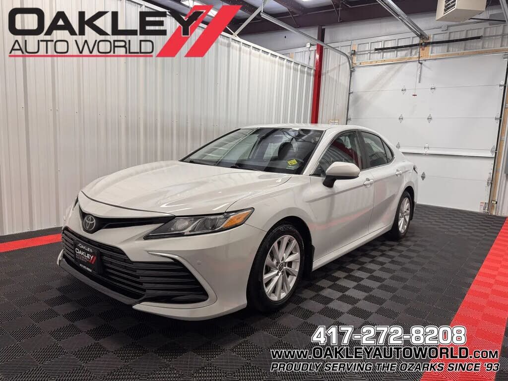 2023 TOYOTA Camry