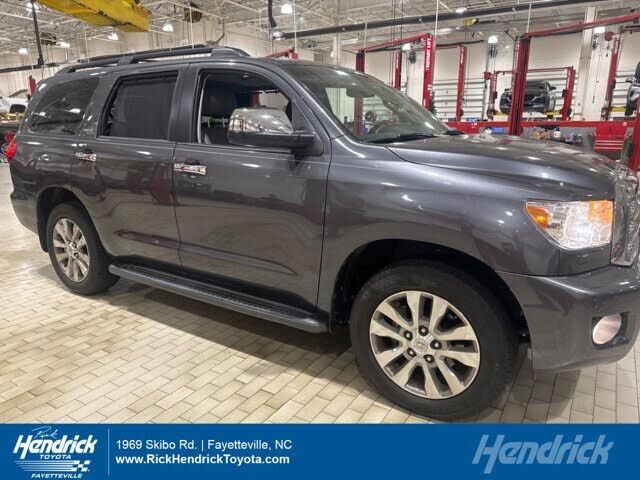 2013 TOYOTA Sequoia