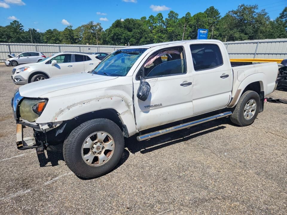 2011 TOYOTA Tacoma