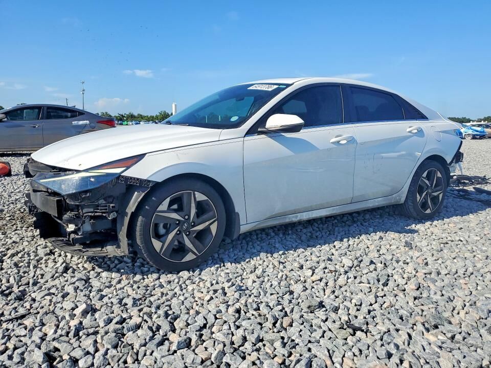 2021 HYUNDAI Elantra