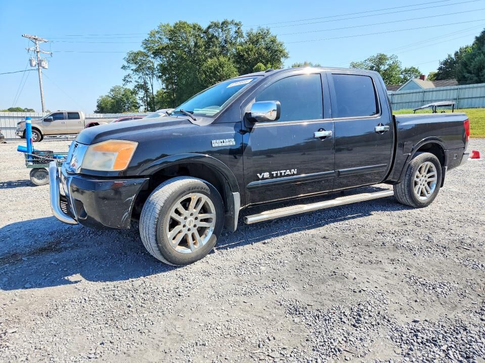 2012 NISSAN Titan