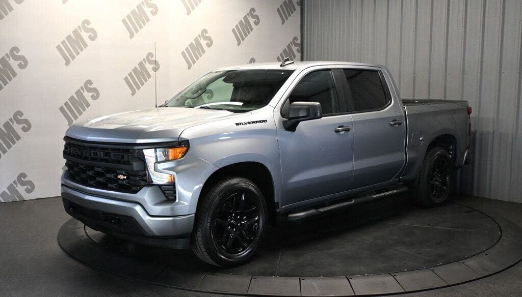 2024 CHEVROLET Silverado