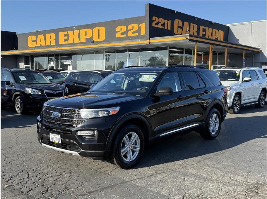 2020 FORD Explorer