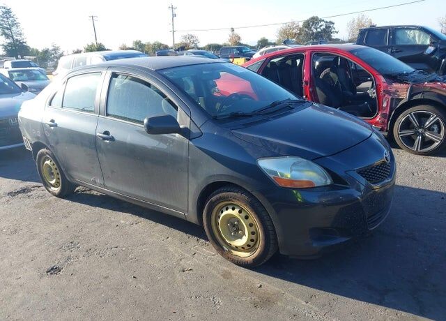 2009 TOYOTA Yaris