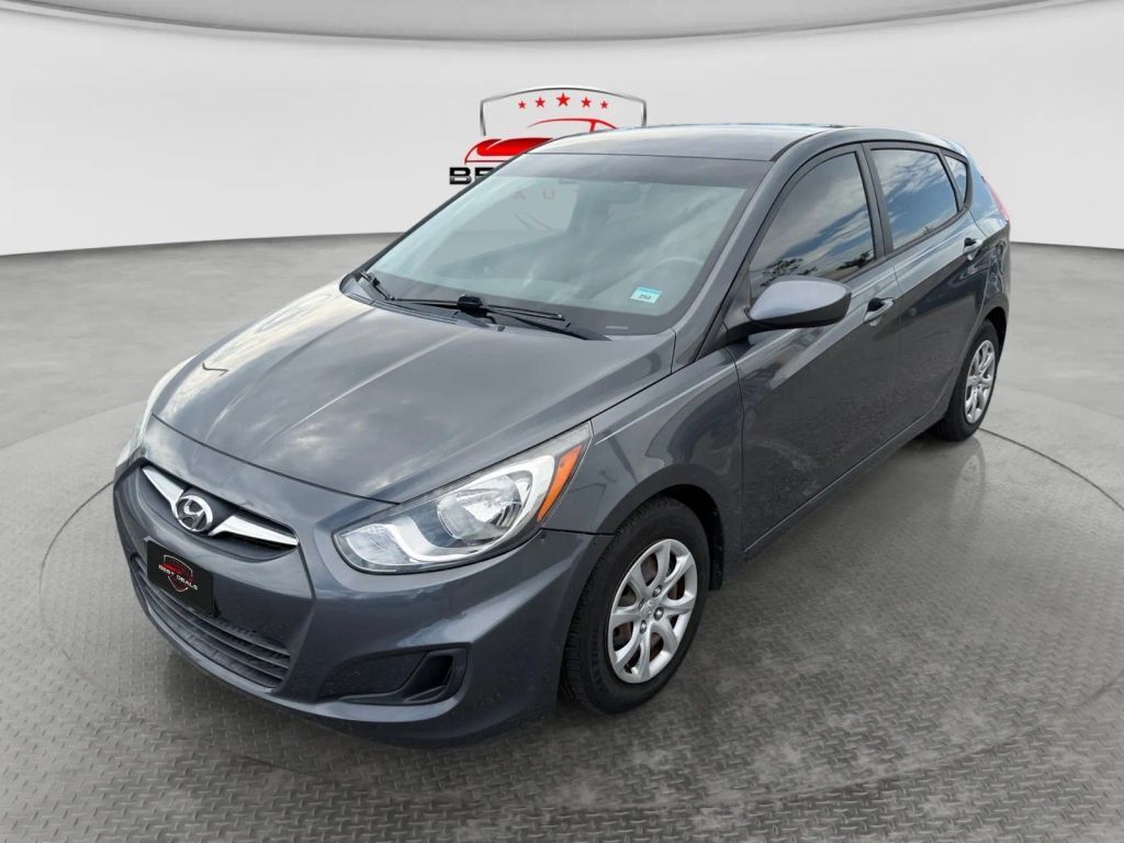 2012 HYUNDAI Accent