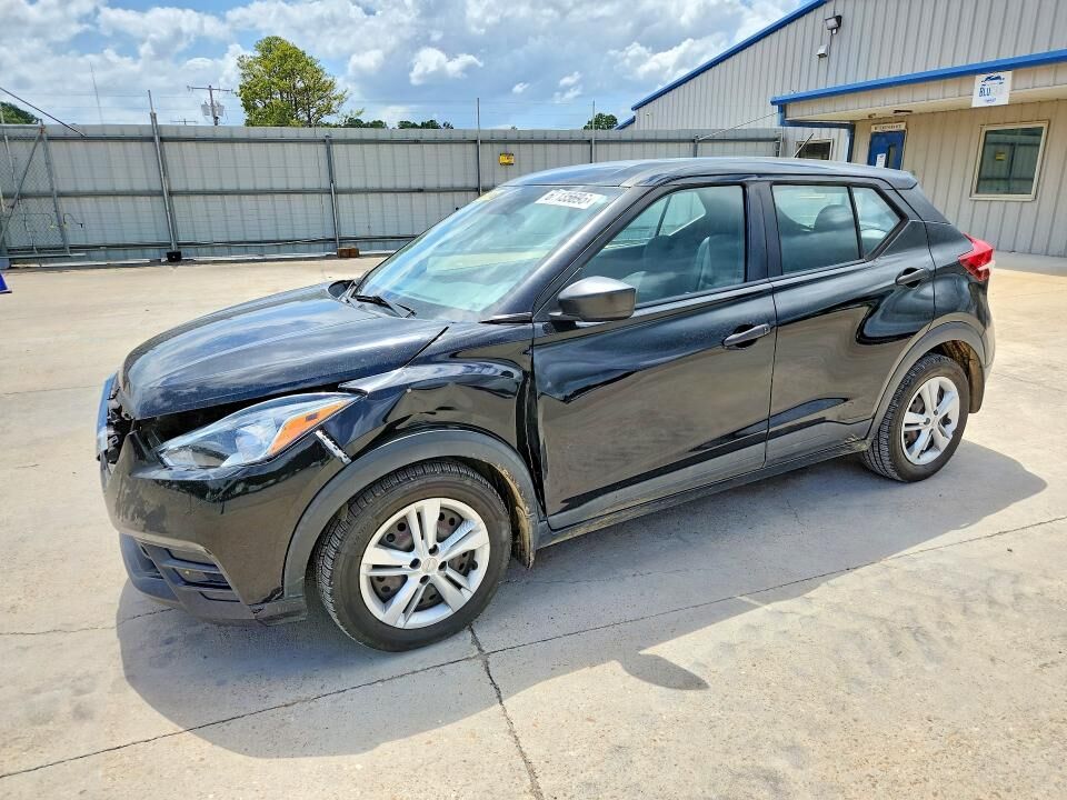 2020 NISSAN Kicks