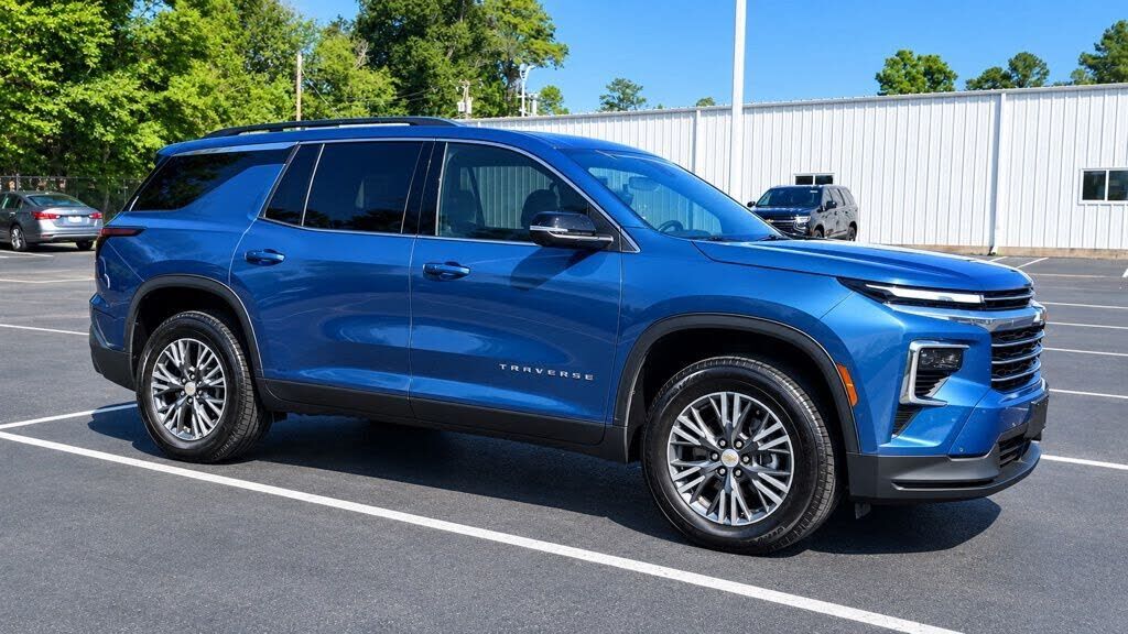 2026 CHEVROLET Traverse