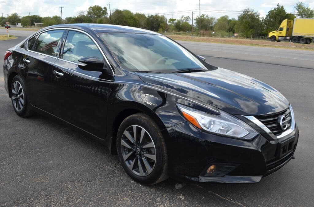 2016 NISSAN Altima