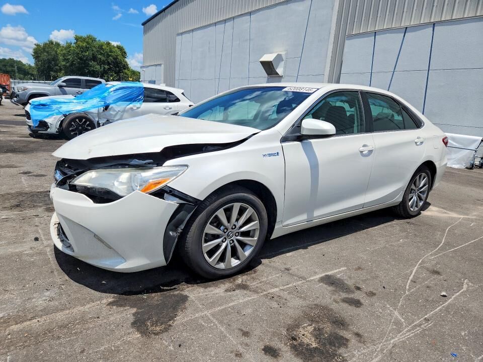 2015 TOYOTA Camry