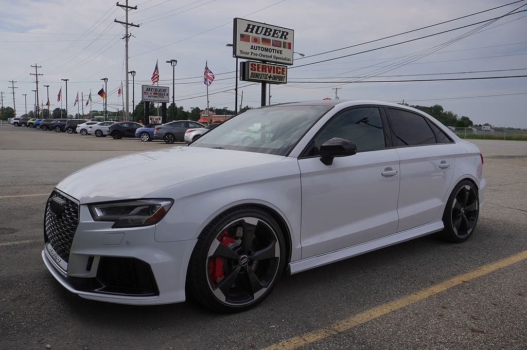 2018 AUDI RS3
