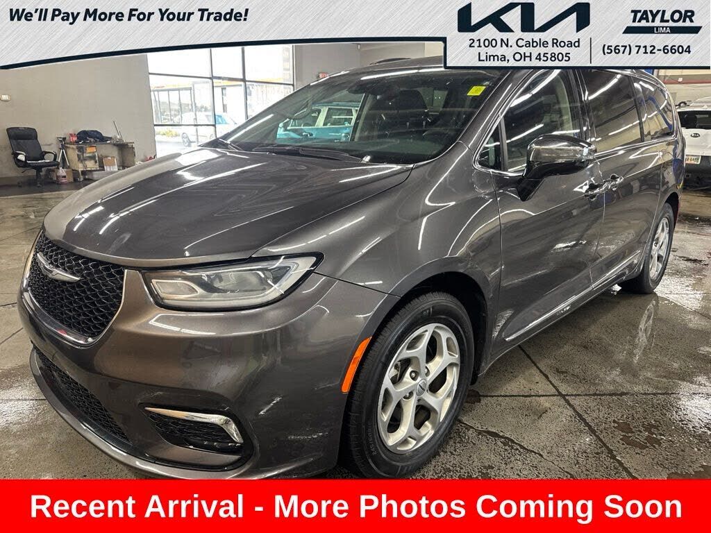 2023 CHRYSLER Pacifica