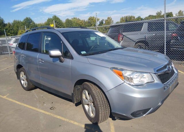 2014 SUBARU Forester
