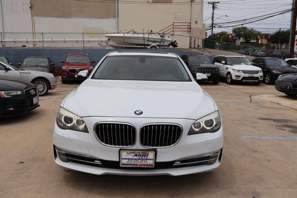 2015 BMW 740i