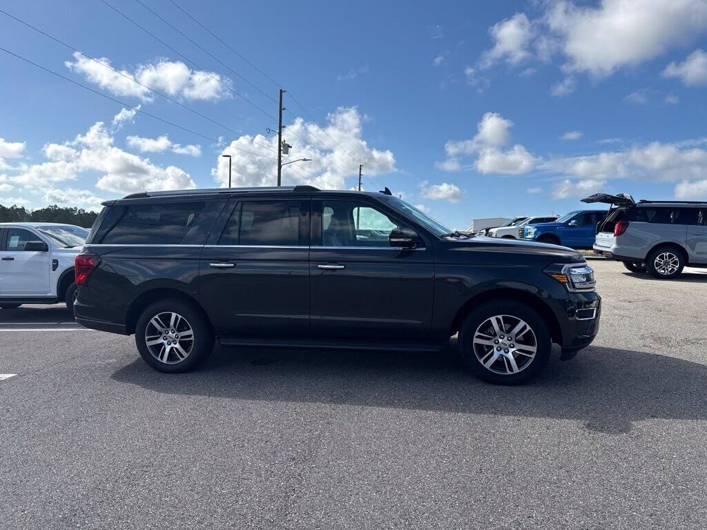 2024 FORD Expedition