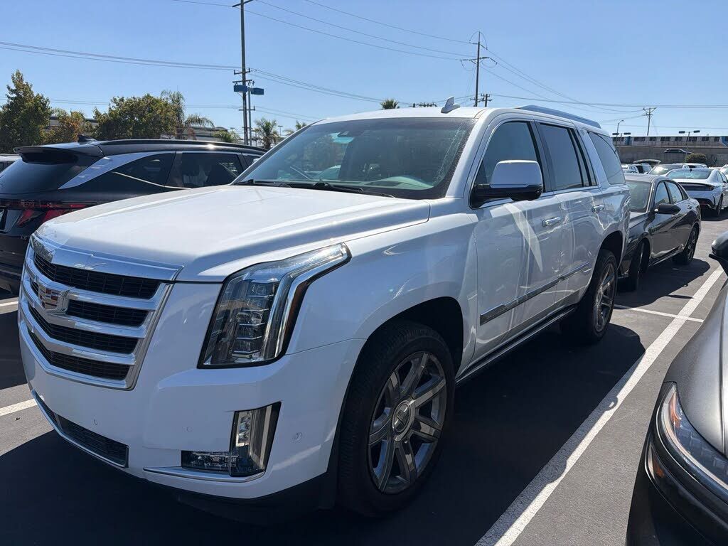 2019 CADILLAC Escalade