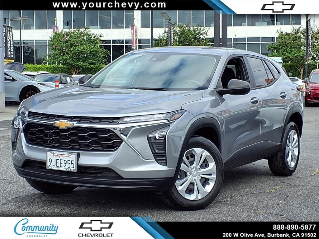 2024 CHEVROLET Trax