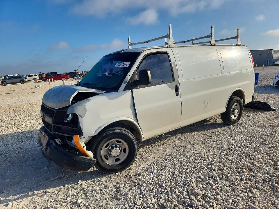 2012 CHEVROLET Express