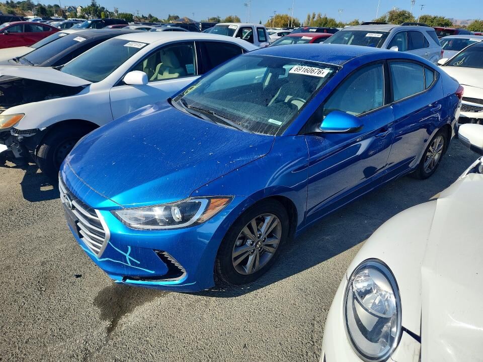 2018 HYUNDAI Elantra