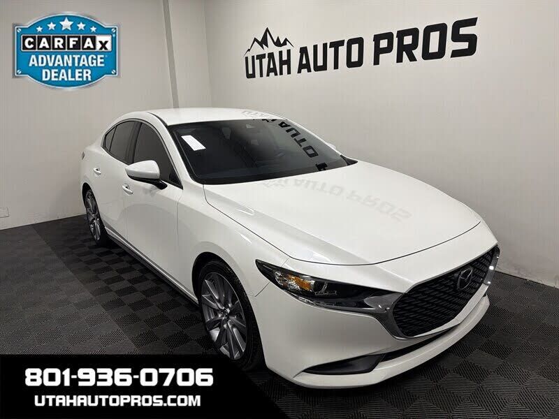 2022 MAZDA Mazda3