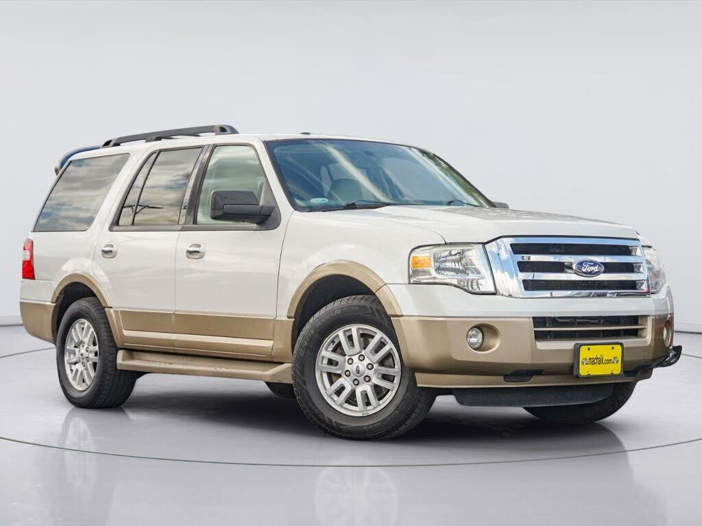 2013 FORD Expedition