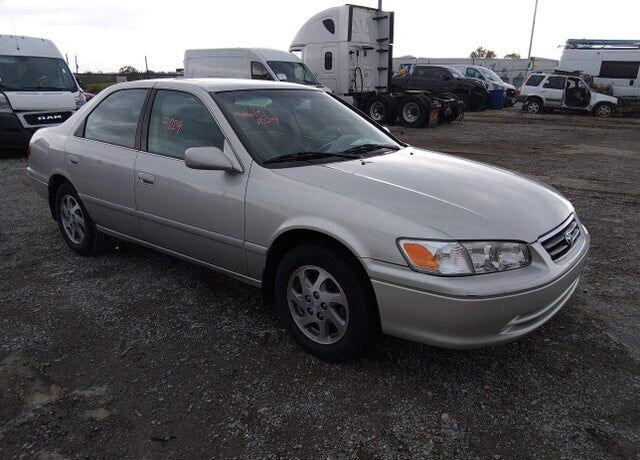 2001 TOYOTA Camry