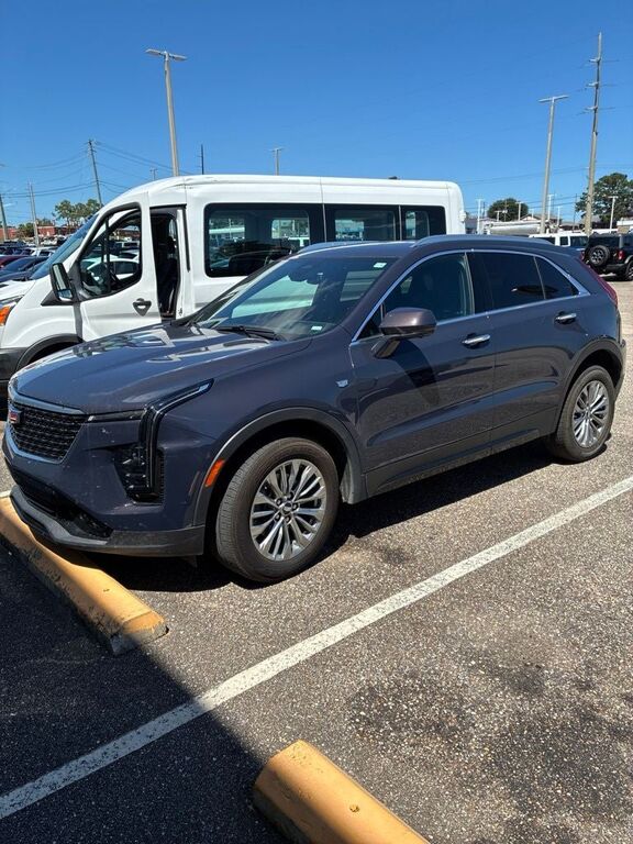 2025 CADILLAC XT4
