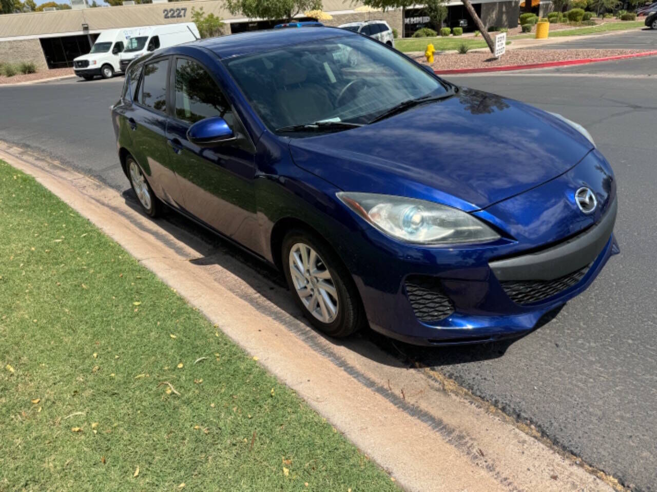 2012 MAZDA Mazda3