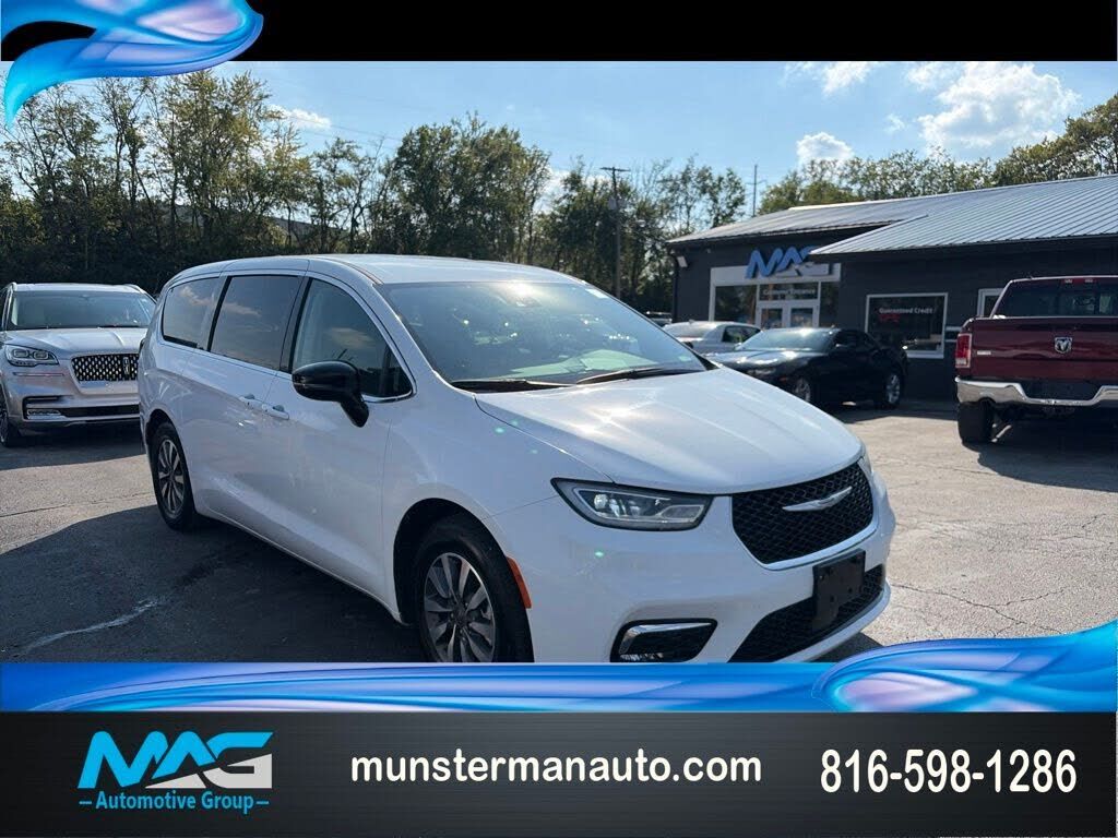 2024 CHRYSLER Pacifica