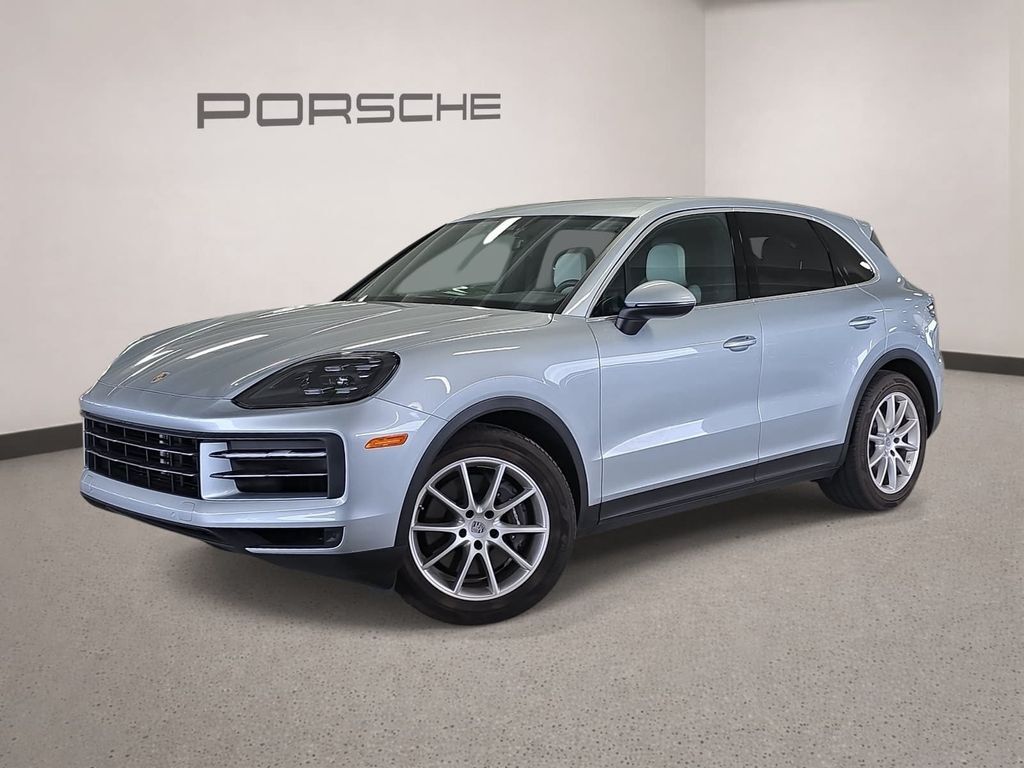2024 PORSCHE Cayenne