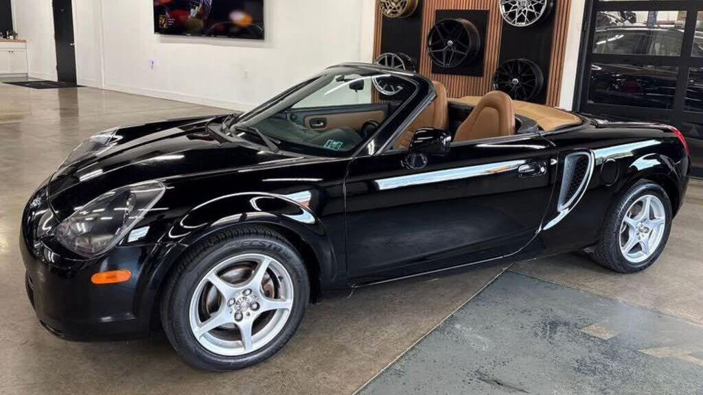 2002 TOYOTA MR2