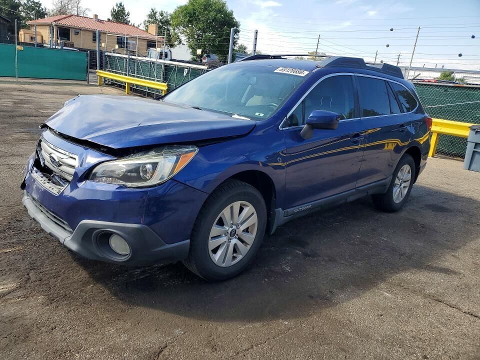 2015 SUBARU Outback