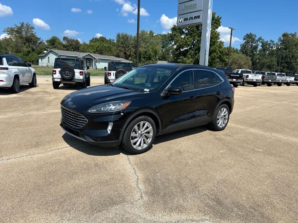 2021 FORD Escape