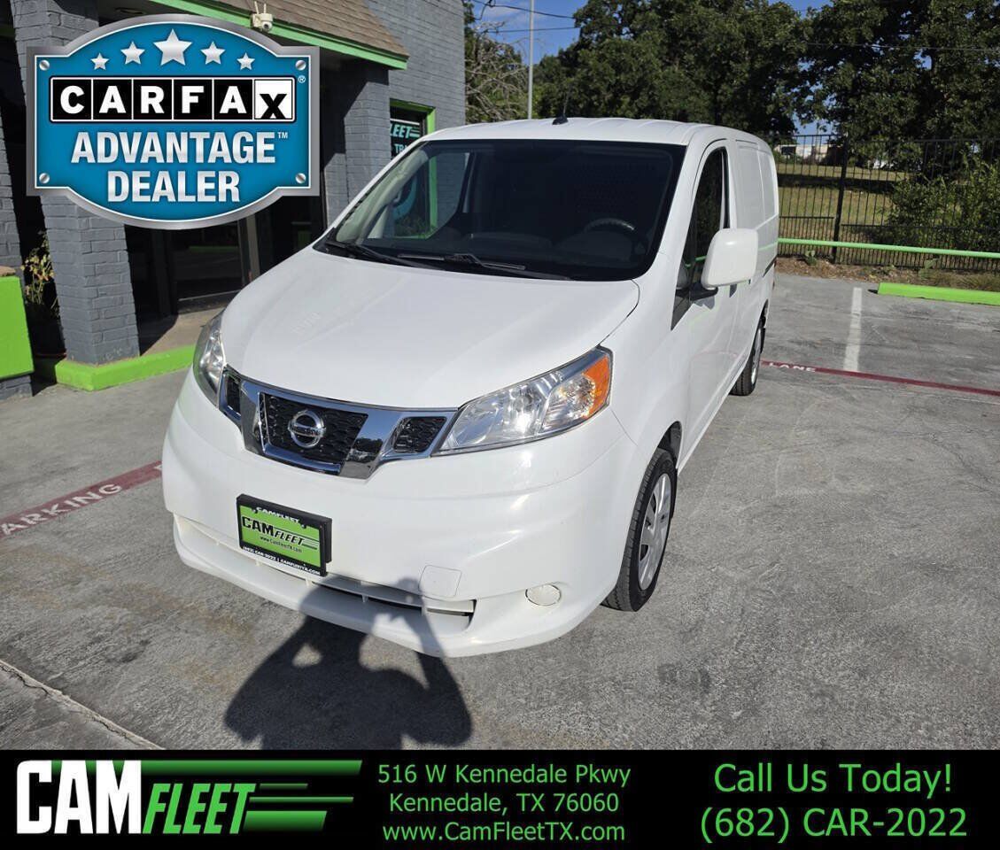 2017 NISSAN NV200
