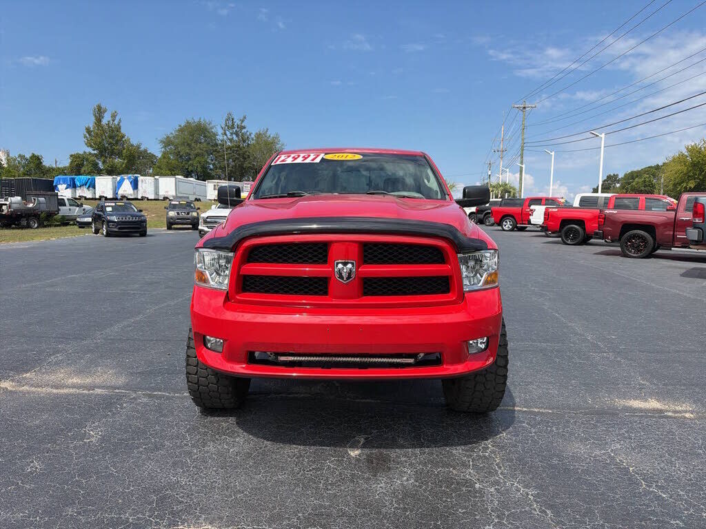 2012 DODGE Ram