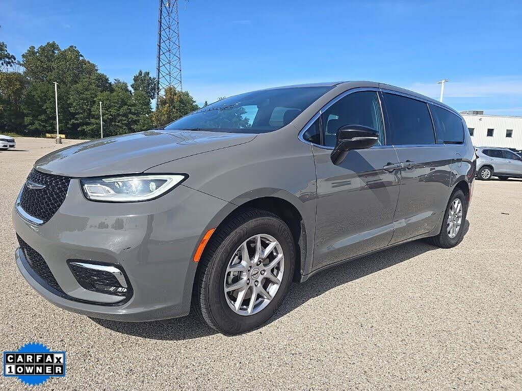 2025 CHRYSLER Pacifica