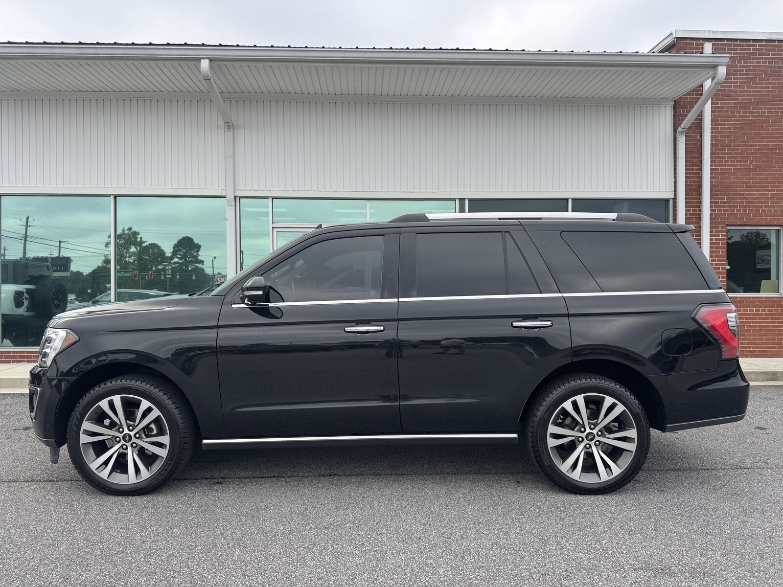 2021 FORD Expedition
