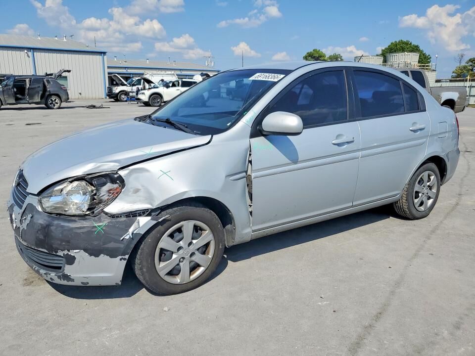 2011 HYUNDAI Accent