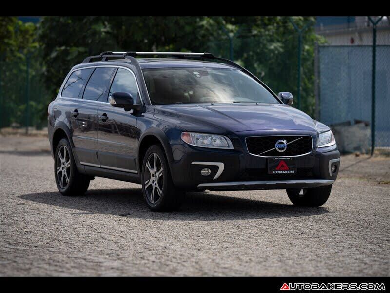 2014 VOLVO XC70